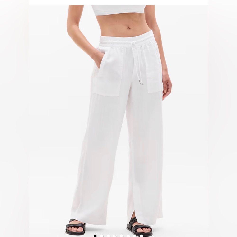 Relaxed White Wide-Leg Drawstring Pants